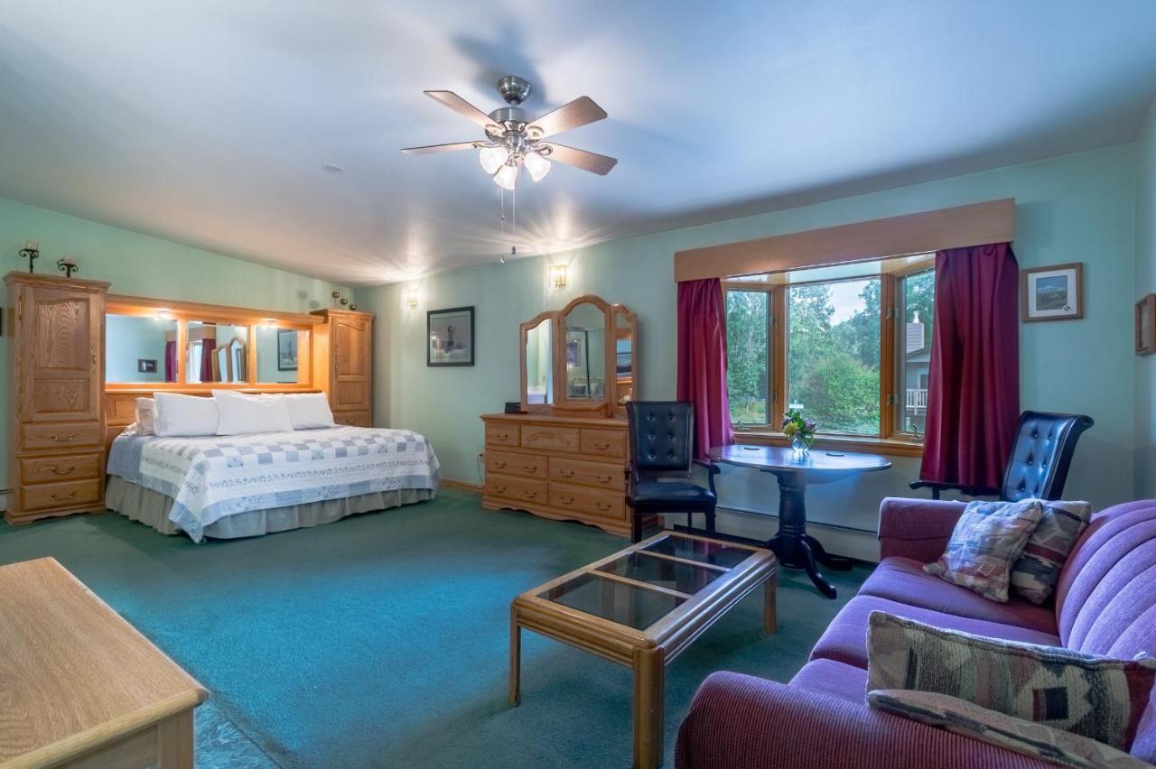 Alaska House Of Jade Bed And Breakfast Anchorage Exterior photo